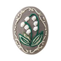 オリムパス製絲 フランス刺繍 ブローチキット ホワイト